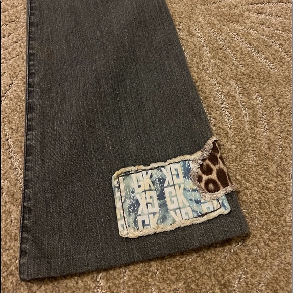 Leopard Ripped Jeans - Picture 10 of 14